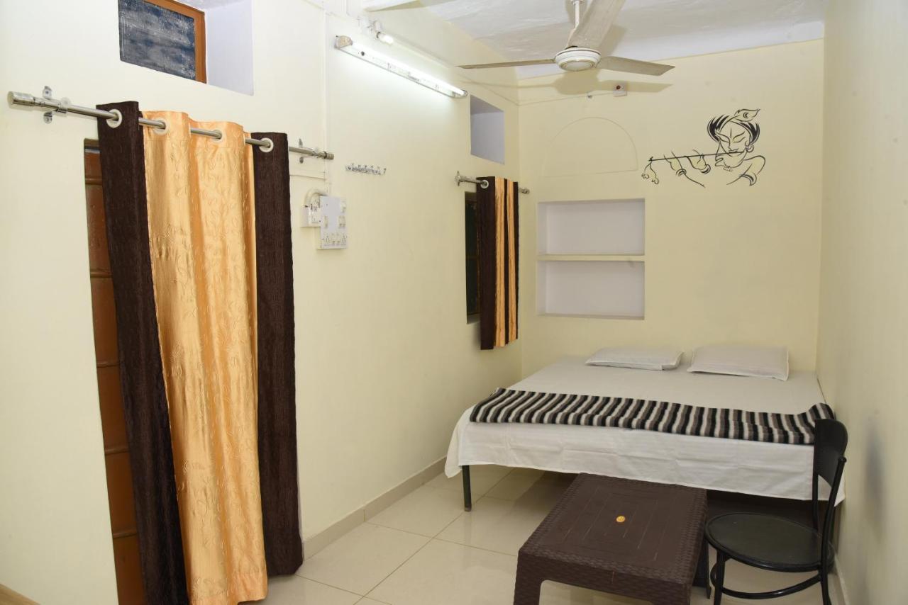 Hotel O Ambika Guest House Pushkar Luaran gambar